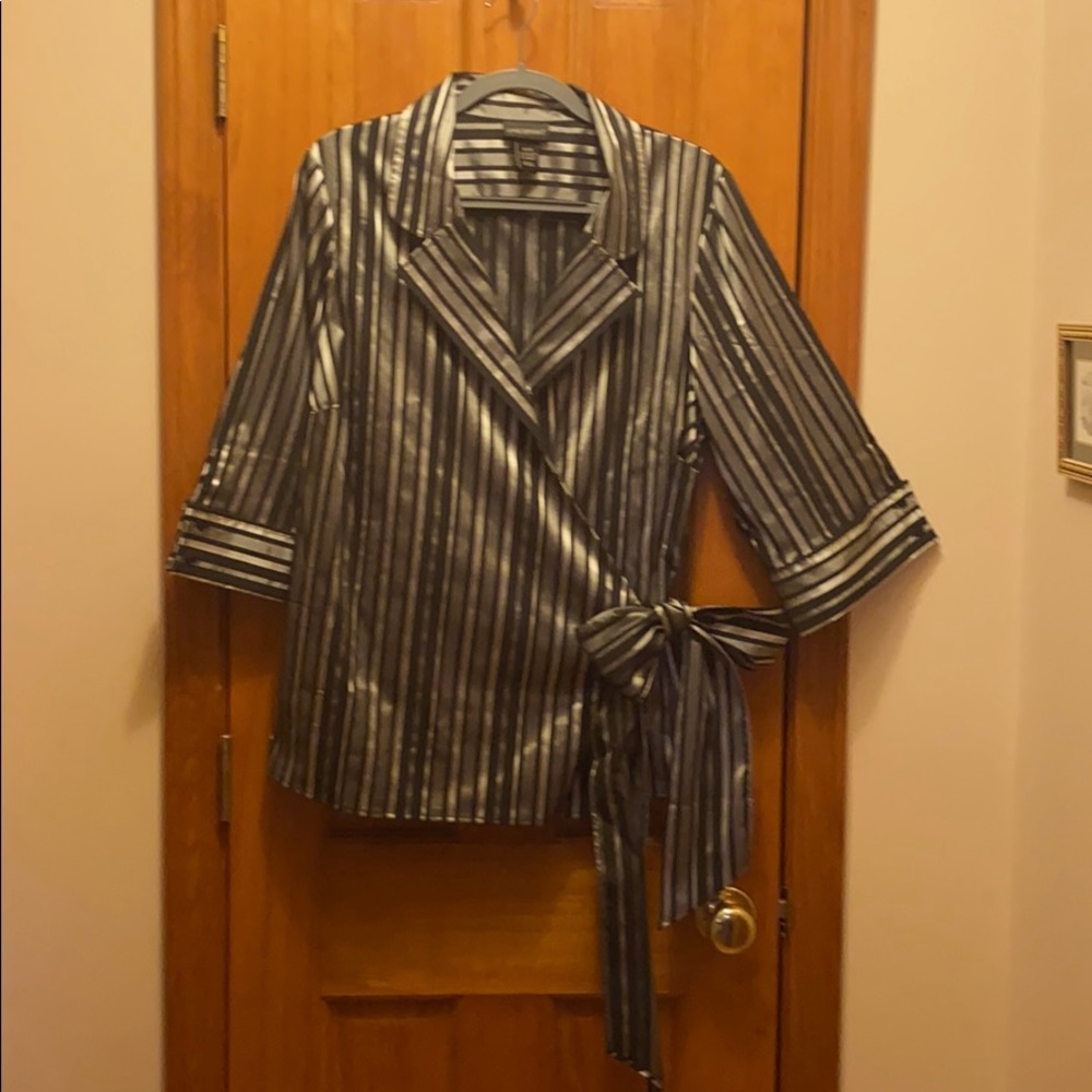 Lane Bryant wrap blouse size 18/20